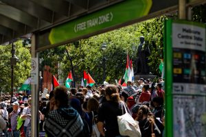 Crowd building at the state Library.